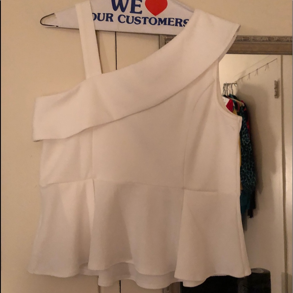 Thalia Sodi peplum Top XL